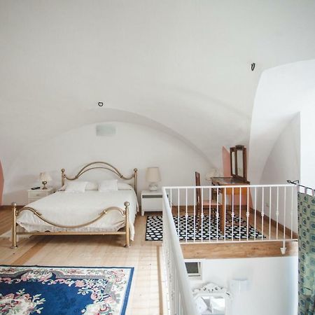La Casa Dei Nonni Lägenhet Irsina Exteriör bild
