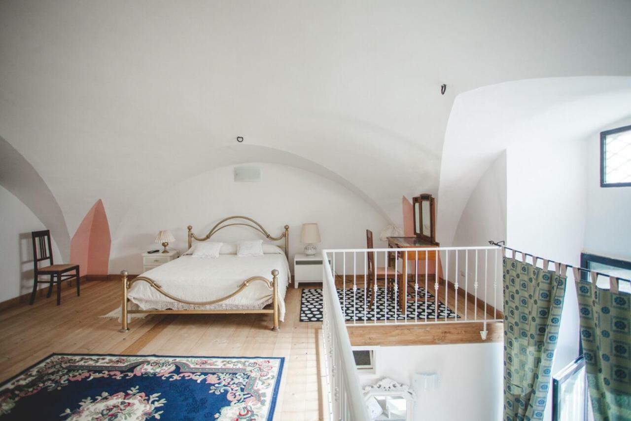 La Casa Dei Nonni Lägenhet Irsina Exteriör bild