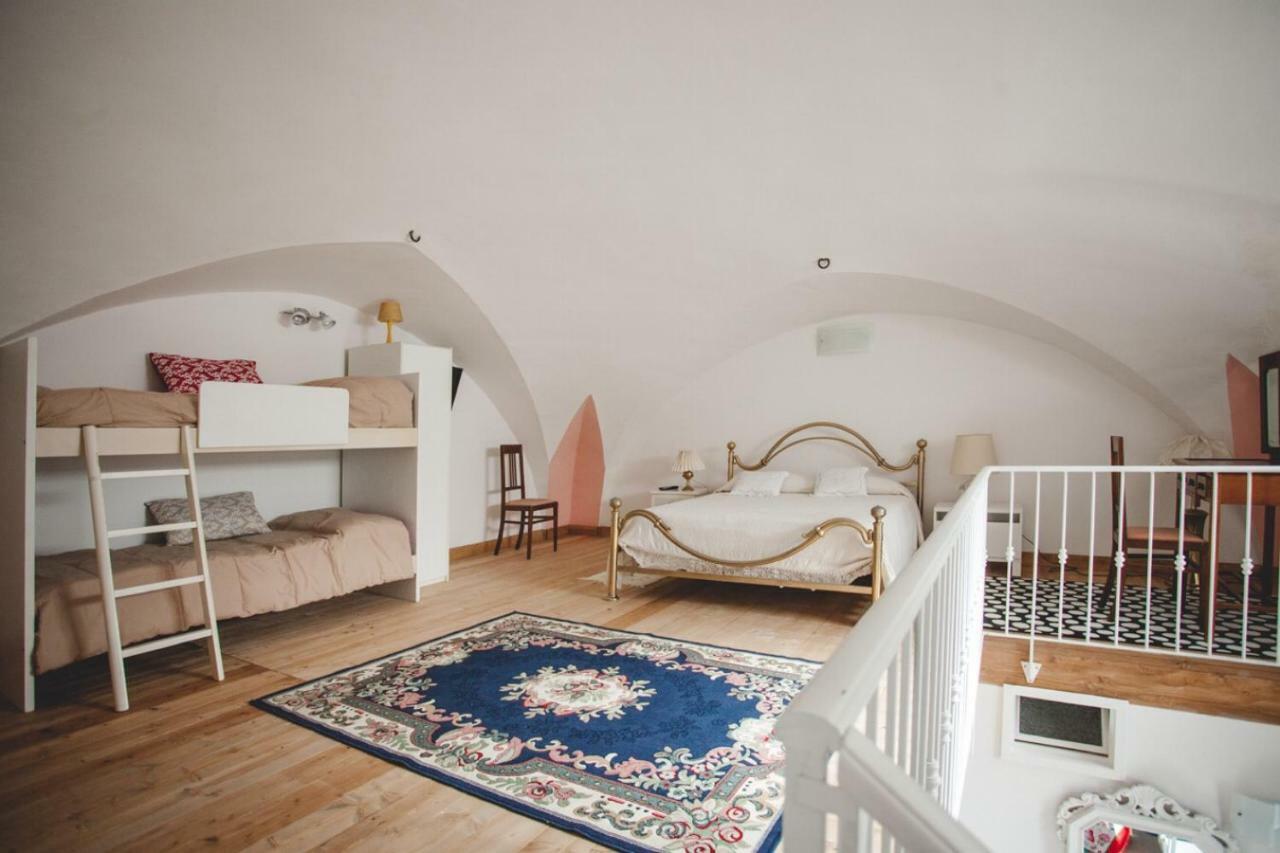 La Casa Dei Nonni Lägenhet Irsina Exteriör bild